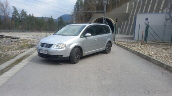 Touran - 6