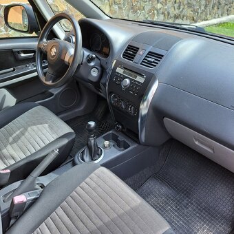 Suzuki sx4 - 6