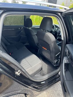 Škoda Octavia Combi 2.0 TDI SCR Style DSG - 6