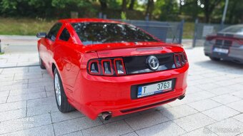 FORD MUSTANG 3.7 PREMIUM AUTOMAT KOURZ - 6
