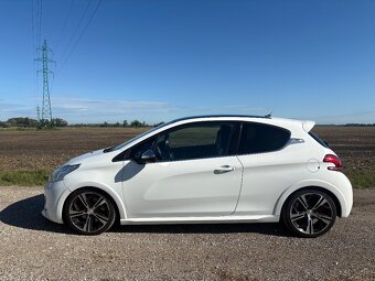 Peugeot 208 GTi - 6