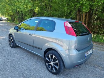 ===Fiat Grande Punto 1.4 16v StarJet Sport=== - 6