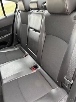 predám Chevrolet Cruze 2.0L, diesel, 120kw. - 6