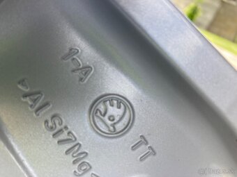 Zimná sada org ŠKODA 5x112 7J ET45 225/55 R17 - 6