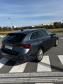 Škoda OCTAVIA 2.0 TDI SCR Style DSG - 6