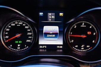 Mercedes-Benz C220d Coupé AMG Line / TOP STAV / - 6