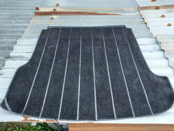 predám na Volkswagen Passat B5,5  1,9Tdi  96kw nd - 6