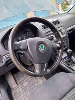 Predám Škoda Octavia 2 combi 2.0 TDI. - 6