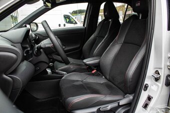 Toyota Yaris Cross GR Sport 1.5 Hybrid - 6