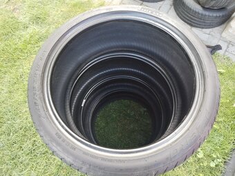 Predám letné pneumatiky Pirelli 245/35ZR28 92y - 6