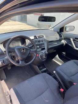 Honda Civic 1.4 (66 kW), r.v. 2002 - 6