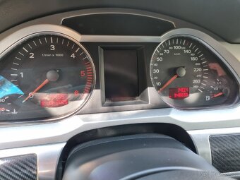 Audi A6 C6 - 6