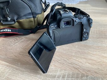 Canon 200D eos - 6
