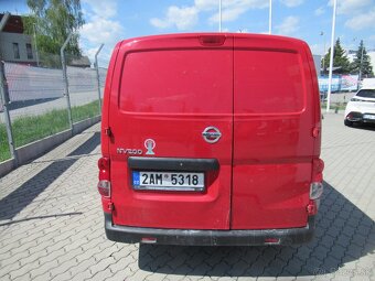 NISSAN NV200 - 6