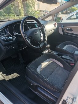 Kia ceed 1.6 CRDi - 6