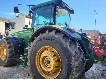 JOHN DEERE 8330 4X4 - 6
