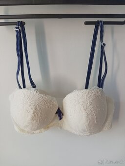 3x podprsenky 80B a 85B - 6