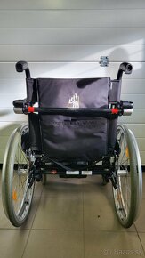 invalidny vozík 44cm s elektrickou vertikalizaciou - 6
