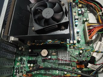 Lenovo TinkCentre M72 SFF - 6