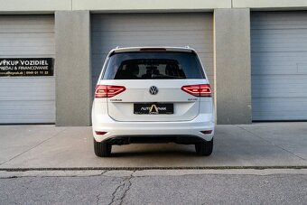 Volkswagen Touran 2.0 TDi 110kw M6 - 6