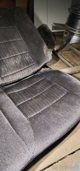 Sedačky + tapacíre jetta mk2 - 6