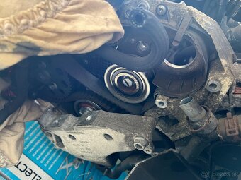 Motor 1.6tdi cayc - 6