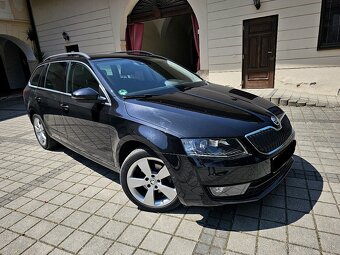 Škoda Octavia Combi 2.0 TDI DSG F1 Style ACC DVD Canton Weba - 6