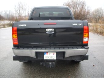 Toyota Hilux 2,5 D-4D  4x4 Zadná Uzávierka - 6