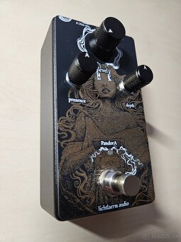Gitarový pedál Lichtlearm Pandora - power amp - 6