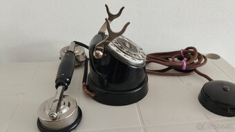 Vzácný starý telefonní přístroj zvaný tzv. kopýtko - 6