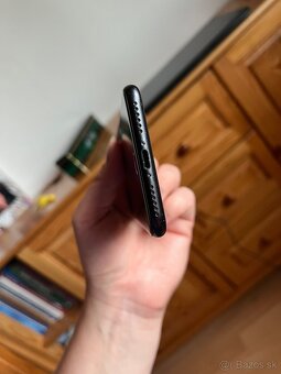 Predám apple iphone se 2020 64gb - 6