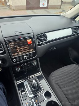 Predam Touareg 2015 Facelift 3,0Tdi 150Kw chip na 210kw plne - 6