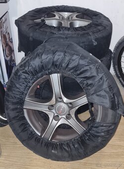 predám komplet zimnú sadu disky s pneu - 6