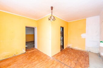 Exkluzívne na predaj maličký domček v Belej nad Cirochou - 6