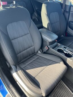 Predám KIA SPORTAGE – 1.6 TGDi 130 kW 4WD, 7-st. automat - 6