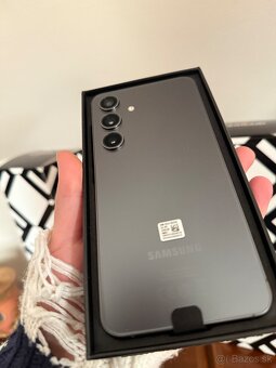 Samsung S24 - 6