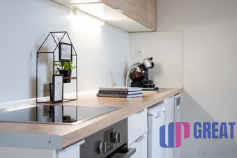 PRENÁJOM 2 izb. bytu, Trnavská cesta, Bratislava, balkón - 6
