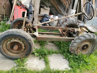 Malotraktor domácej výroby, rám, šasi, nápravy - 6