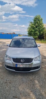 Volkwagen Touran - 6