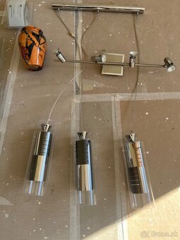 Predám svetla,lustre,vazu,stolík tv , konferečny stolík - 6