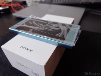 Prodam sbirku chytrych telefonu Sony Xperia - 6