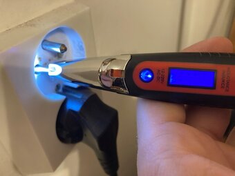 Skúšačka napätia kontaktná/bezkontaktná HAKEL - 6