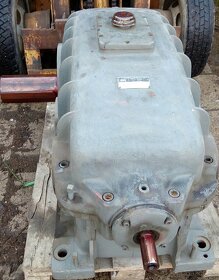 Pomalobežné elektromotory s prevodovkami - 6