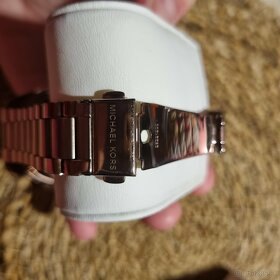 Michael Kors smart hodinky - 6
