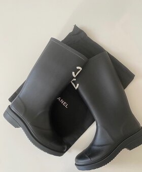 Trendové Chanel gumáky - 6