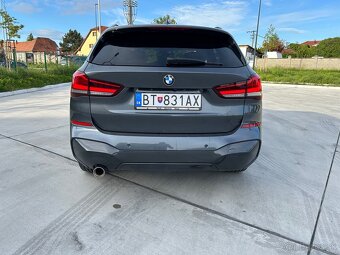 BMW X1 SDrive 18i A/T M-Sport - 6