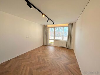 Prémiovo zrekonštruovaný 2i byt Nábrežie 73m2 - 6