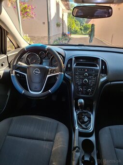 Predám opel astra 2012 - 6