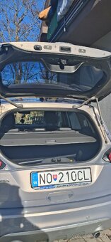 Ford Kuga 2.0 l - 6