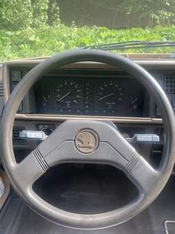 Škoda Favorit 135 L (1992) – 1.3 Benzín - 6